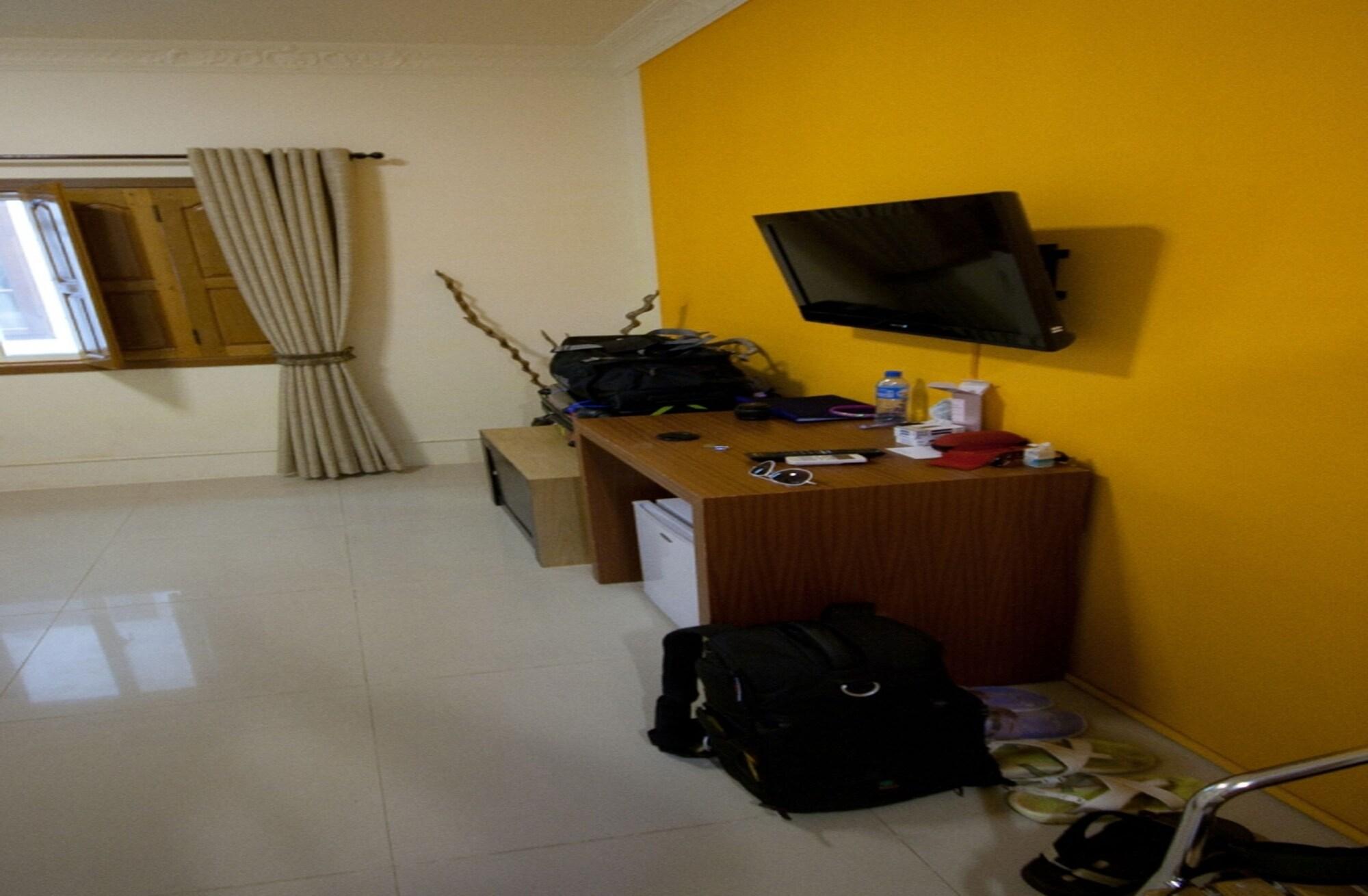 Viva Hotel Ciudad de Siem Riep Exterior foto